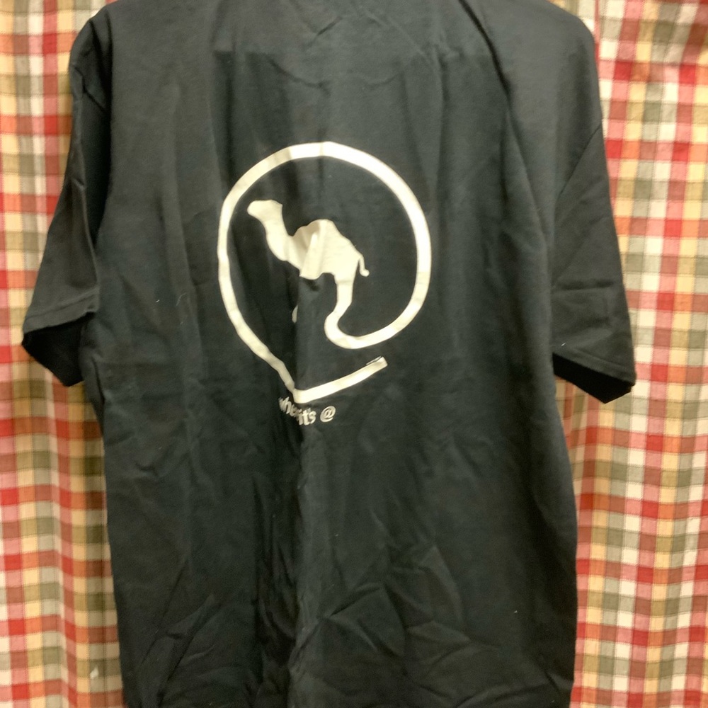 Camel tshirt, NWOT XL